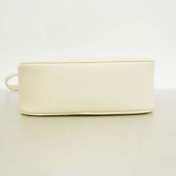 GUCCI White Leather Shoulder Bag - Picture 3 of 8